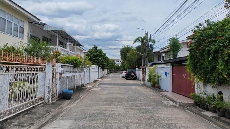 บ้านเดี่ยวหลังมุม , โลคชัย 4, กรุงเทพ, โชคชัย 4, ลาดพร้าว, กรุงเทพ, 200 ตร.ม., บ้านเดี่ยว ขาย, โดย Connex Property, 500535558 - DDproperty.com