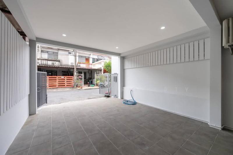 Wang Thong Village 1, Bangkok, , Khlong Kum, Bueng Kum, Bangkok, 2 Bedrooms, 110 sqm, Townhouse For Sale, by Connex Property, 500535597 - DDproperty.com