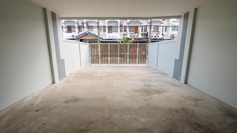 Townhouse in Soi Chinnakhet 2, Thung Song Hong Subdistrict, Lak Si District, Bangkok, , Thung Song Hong, Lak Si, Bangkok, 3 Bedrooms, 163 sqm, Townhouse For Sale, by Connex Property, 500535952 - DDproperty.com