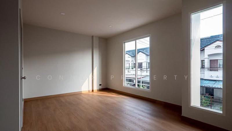 Townhouse in Soi Chinnakhet 2, Thung Song Hong Subdistrict, Lak Si District, Bangkok, , Thung Song Hong, Lak Si, Bangkok, 3 Bedrooms, 163 sqm, Townhouse For Sale, by Connex Property, 500535952 - DDproperty.com