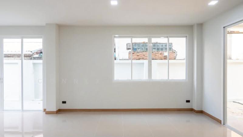 Townhouse in Soi Chinnakhet 2, Thung Song Hong Subdistrict, Lak Si District, Bangkok, , Thung Song Hong, Lak Si, Bangkok, 3 Bedrooms, 165 sqm, Townhouse For Sale, by Connex Property, 500535954 - DDproperty.com