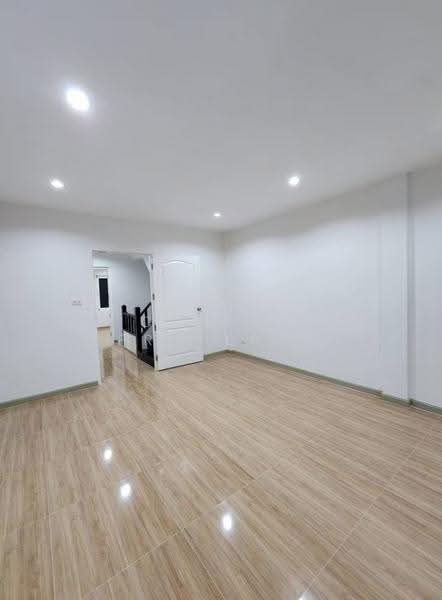 Thanathong City, Bangkok, , Nong Kham, Nong Khaem, Bangkok, 4 Bedrooms, 120 sqm, Townhouse For Sale, by Connex Property, 500536497 - DDproperty.com