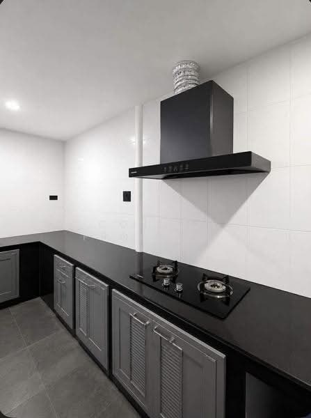 Newly Renovated Detached House Behind The Mall Ngamwongwan Soi Ngamwongwan 18, Nonthaburi, Nonthaburi, งามวงศ์วาน, Bang Khen, Muang Nonthaburi, Nonthaburi, 4 Bedrooms, 300 sqm, Single Detached House For Sale, by Connex Property, 500536527 - DDproperty.com