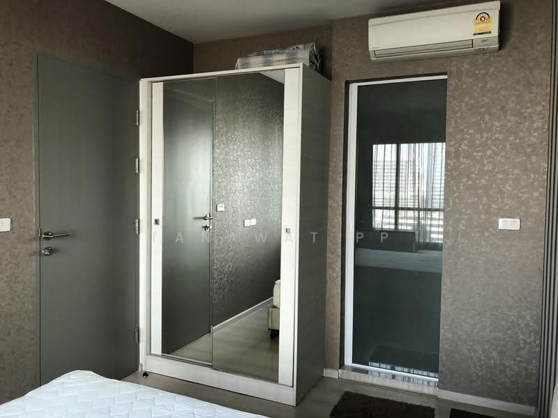 Life Ratchadapisek, Bangkok, 279 Ratchadapisaek Road, Huai Khwang, Bangkok, 1 Bedroom, 46 sqm, Condo For Rent, by Tanawat PP, 500536529 - DDproperty.com
