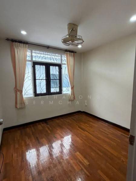 Uthong Place 3, Pathum Thani, Soi Pirnon, Khu Khot, Lam Luk Ka, Pathum Thani, 3 Bedrooms, 120 sqm, Townhouse For Rent, by Pithapong Sermchatcharoenkan, 500536551 - DDproperty.com