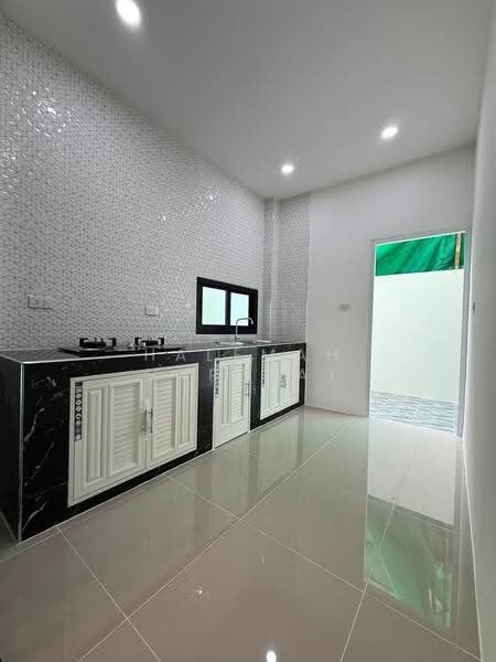 Chom Thong Village, Phuket, Wichit, Muang Phuket, Phuket, 4 Bedrooms, 120 sqm, Semi-Detached House (Twin House) For Sale, by Halemah Varerat, 500536569 - DDproperty.com