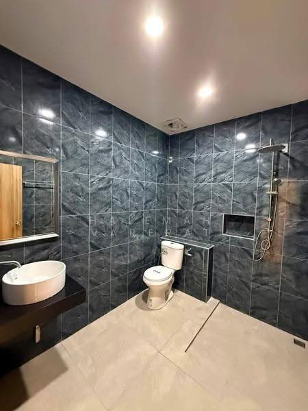 Chom Thong Village, Phuket, Wichit, Muang Phuket, Phuket, 4 Bedrooms, 120 sqm, Semi-Detached House (Twin House) For Sale, by Halemah Varerat, 500536569 - DDproperty.com