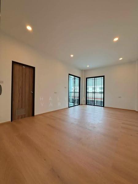 Chom Thong Village, Phuket, Wichit, Muang Phuket, Phuket, 4 Bedrooms, 120 sqm, Semi-Detached House (Twin House) For Sale, by Halemah Varerat, 500536569 - DDproperty.com