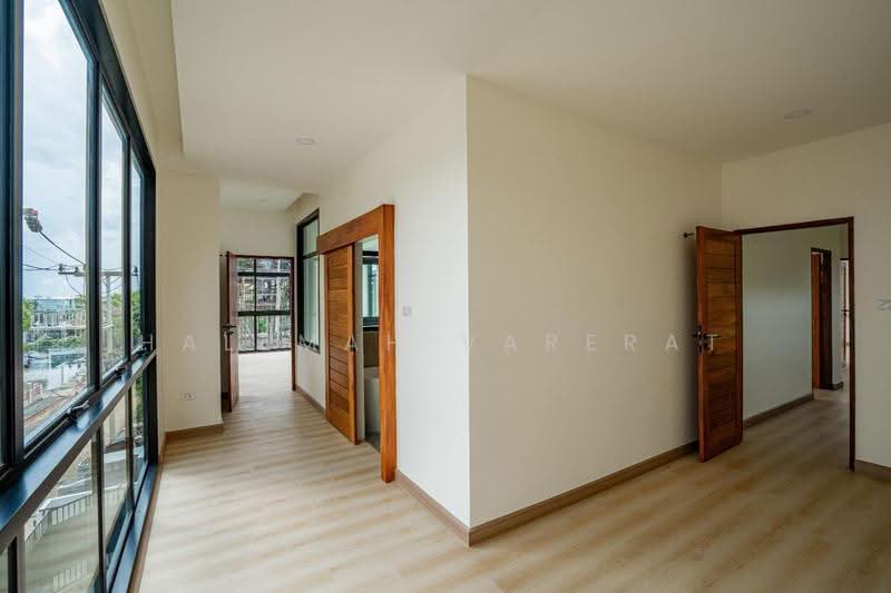 หมู่บ้านจอมทอง, Phuket, Wichit, Muang Phuket, Phuket, 3 Bedrooms, 300 sqm, Single Detached House For Sale, by Halemah Varerat, 500536577 - DDproperty.com
