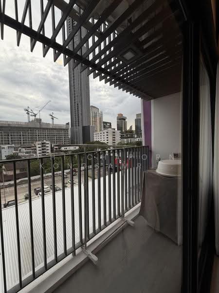 XT Ekkamai, Bangkok, 259 Soi Sukhumvit 63, Khlong Tan Nua, Watthana, Bangkok, 1 Bedroom, 32 sqm, Condo For Rent, by Phitchaporn Kongsamrong, 500536607 - DDproperty.com