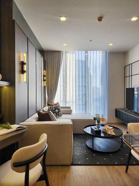 Noble State 39, Bangkok, 35 Soi Sukhumvit 39, Khlong Tan Nua, Watthana, Bangkok, 1 Bedroom, 41 sqm, Condo For Rent, by Farida Phetnuam, 500536656 - DDproperty.com