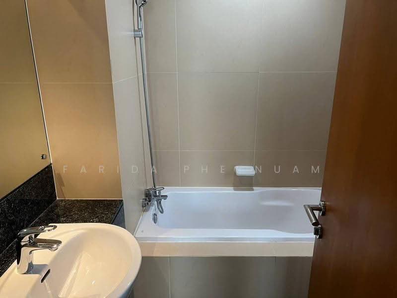 59 Heritage, Bangkok, 18 Soi Sukhumvit 59, Khlong Tan Nua, Watthana, Bangkok, 2 Bedrooms, 72 sqm, Condo For Rent, by Farida Phetnuam, 500536666 - DDproperty.com