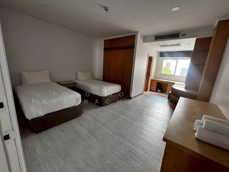 Chaidee Mansion, Bangkok, 75-7 Soi Sukhumvit 11, Khlongtoei Nua, Watthana, Bangkok, 3 Bedrooms, 300 sqm, Apartment For Rent, by Tongchompoo Pattanachaiwongkoon, 500536730 - DDproperty.com