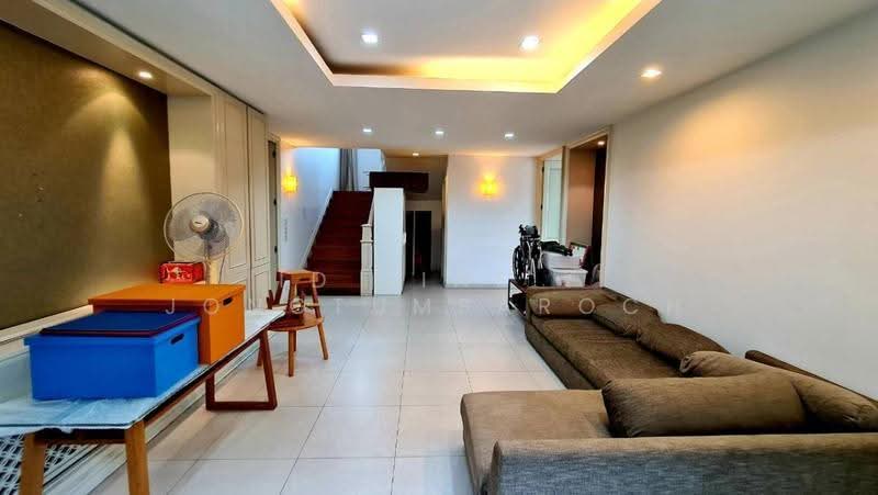 Meuangthong Garden Zone 1, Bangkok, Phatthanakan 69 Yaek 2-1-4, Prawet, Bangkok, 4 Bedrooms, 600 sqm, Single Detached House For Sale, by ID line : jongtumsaroch, 500536732 - DDproperty.com