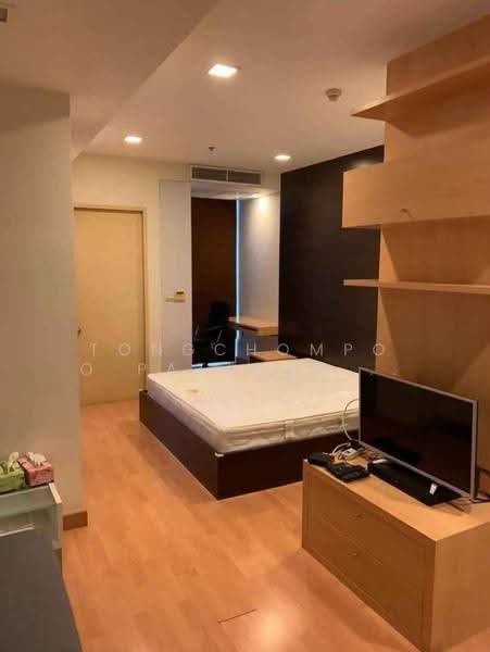 Nusasiri Grand, Bangkok, Soi Sukhumvit 42, Phra Kanong, Khlong Toei, Bangkok, Studio, 38 sqm, Condo For Rent, by Tongchompoo Pattanachaiwongkoon, 500536798 - DDproperty.com
