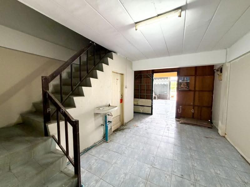 อาคารพาณิชย์นิคมสร้างตนเอง ลพบุรี, lop-buri, Nikhom Sang Ton Eng, Muang Lop Buri, Lop Buri, , 100 sqm, Shophouse For Sale, by The Best Property แป้ง, 500536805 - DDproperty.com