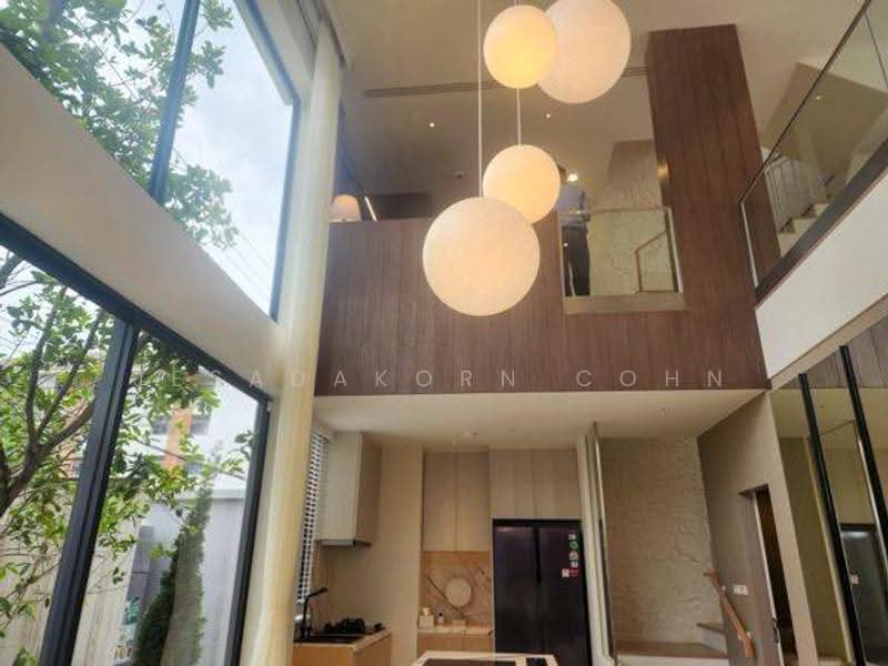 3-BR Townhouse, Bangkok, Bang Chak, Phra Khanong, Bangkok, 3 Bedrooms, 209 sqm, Townhouse For Sale, by Jesadakorn Cohn, 500536814 - DDproperty.com