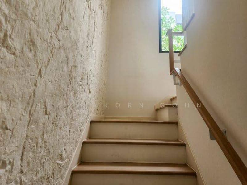3-BR Townhouse, Bangkok, Bang Chak, Phra Khanong, Bangkok, 3 Bedrooms, 209 sqm, Townhouse For Sale, by Jesadakorn Cohn, 500536814 - DDproperty.com