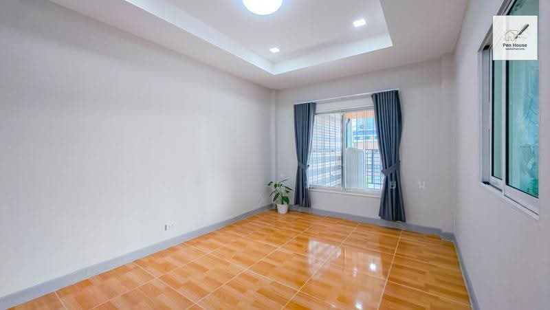 ราชพฤกษ์ สุวรรณภูมิ-ลาดกระบัง เฟส 2, Bangkok, Lam Pla Tiew, Lat Krabang, Bangkok, 4 Bedrooms, 32 sqm, Townhouse For Sale, by เพ็ญศิริ ตุ้มเทียน, 500536824 - DDproperty.com