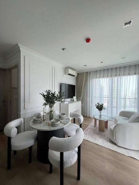 Rhythm Sukhumvit 36-38, Bangkok, 55 Soi Sukhumvit 36, Sukhumvit Road, Phra Kanong, Khlong Toei, Bangkok, 1 Bedroom, 37 sqm, Condo For Sale, by Tongchompoo Pattanachaiwongkoon, 500536884 - DDproperty.com
