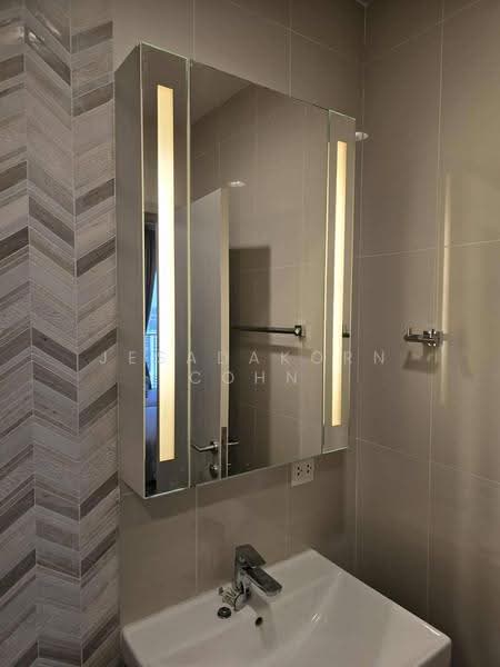 Oka Haus Sukhumvit 36, Bangkok, 3399 Rama 4 Road, Khong Tan, Khlong Toei, Bangkok, 2 Bedrooms, 50 sqm, Condo For Sale, by Jesadakorn Cohn, 500536885 - DDproperty.com