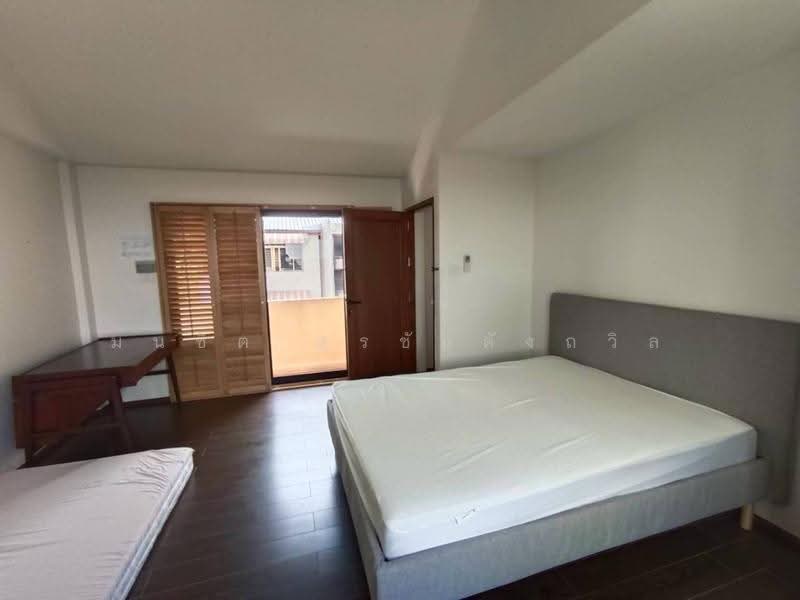 Home office townhouse sukhumvit 41, Bangkok, สุขุมวิท, Khlong Tan Nua, Watthana, Bangkok, 4 Bedrooms, 300 sqm, Townhouse For Rent, by Monchit Surachaidunthavin, 500536889 - DDproperty.com