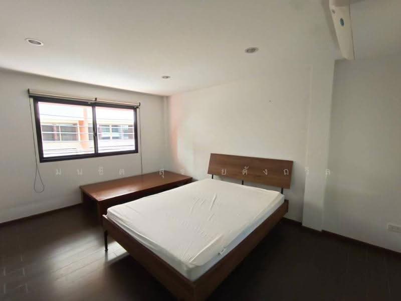 Home office townhouse sukhumvit 41, Bangkok, สุขุมวิท, Khlong Tan Nua, Watthana, Bangkok, 4 Bedrooms, 300 sqm, Townhouse For Rent, by Monchit Surachaidunthavin, 500536889 - DDproperty.com