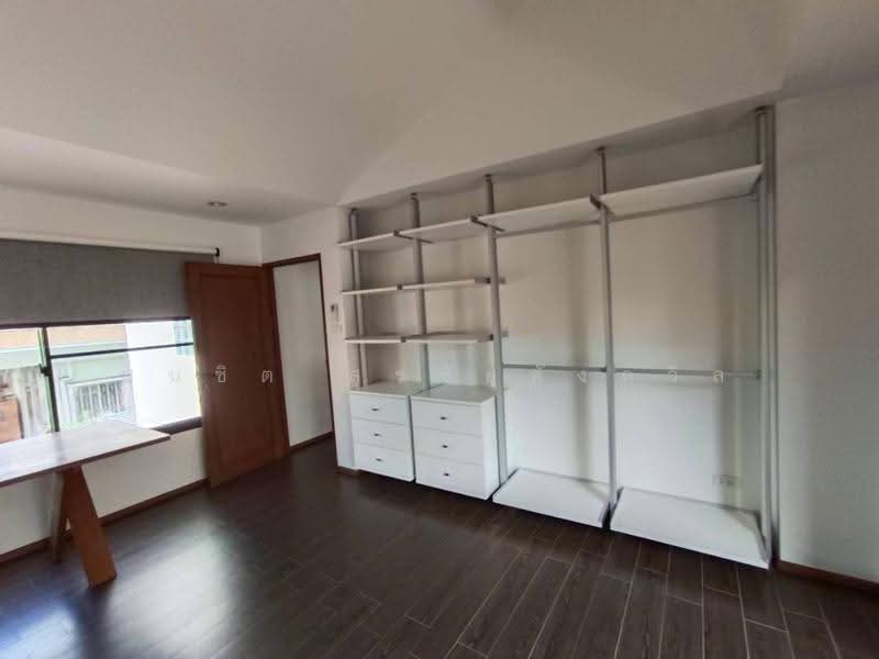 Home office townhouse sukhumvit 41, Bangkok, สุขุมวิท, Khlong Tan Nua, Watthana, Bangkok, 4 Bedrooms, 300 sqm, Townhouse For Rent, by Monchit Surachaidunthavin, 500536889 - DDproperty.com