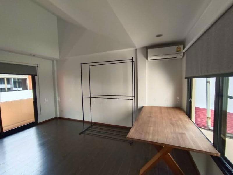 Home office townhouse sukhumvit 41, Bangkok, สุขุมวิท, Khlong Tan Nua, Watthana, Bangkok, 4 Bedrooms, 300 sqm, Townhouse For Rent, by Monchit Surachaidunthavin, 500536889 - DDproperty.com
