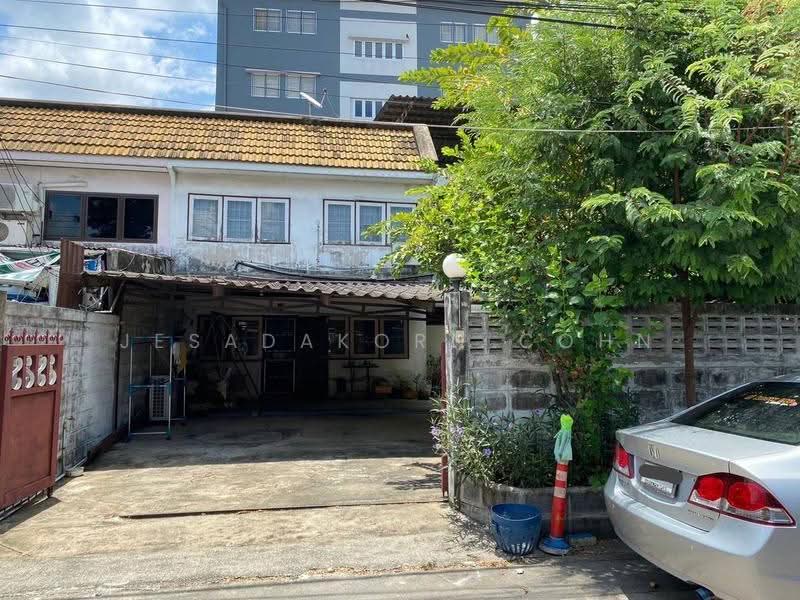 6-BR Townhouse, Bangkok, Suan Luang, Bangkok, 6 Bedrooms, 304 sqm, Townhouse For Sale, by Jesadakorn Cohn, 500536897 - DDproperty.com