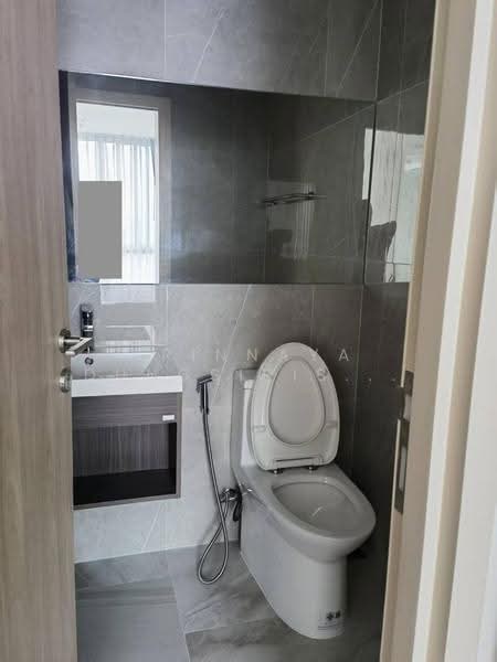 Nue District R9, Bangkok, 59 Rama 9 Road, Huai Khwang, Bangkok, 2 Bedrooms, 30 sqm, Condo For Rent, by Trinnaya Dungsirisangthong, 500536940 - DDproperty.com