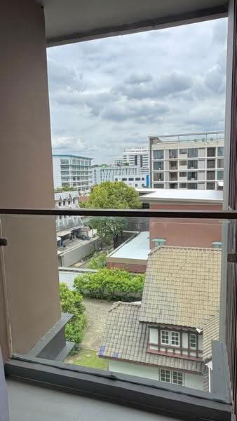Lloyd Soonvijai-Thonglor, Bangkok, Soi Phetchaburi 47, Phetchaburi Road, Bang Kapi, Huai Khwang, Bangkok, 1 Bedroom, 32 sqm, Condo For Rent, by พชร ชาญศิริ, 500536986 - DDproperty.com