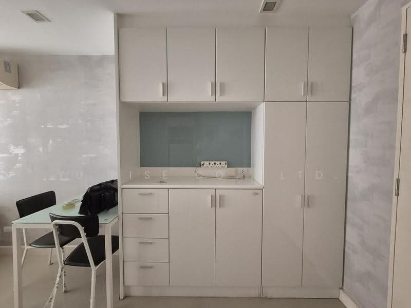 The Clover Thonglor Residence, Bangkok, Soi Sukhumvit 55, Khlong Tan Nua, Watthana, Bangkok, 1 Bedroom, 39 sqm, Condo For Sale, by YU RISE CO., LTD., 500536995 - DDproperty.com