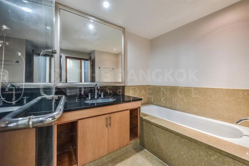 Sky Villas Sathorn, Bangkok, 7 South Sathorn Road, Yan Nawa, Sathon, Bangkok, 3 Bedrooms, 215 sqm, Condo For Rent, by Nicha Peerakittikul, 500537029 - DDproperty.com