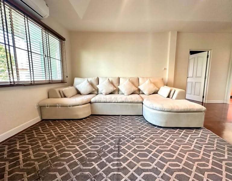 Nantawan Sathorn-Ratchaphruk, Bangkok, Soi Mooban Nanthawan, Bang Waek, Phasi Charoen, Bangkok, 4 Bedrooms, 352 sqm, Single Detached House For Rent, by Trinnaya Dungsirisangthong, 500537063 - DDproperty.com