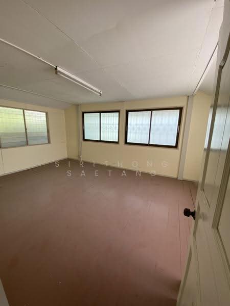 Land with house Soi Pracha Rat Bamphen 10, Huai Khwang, near MRT Huai Khwang Station, Bangkok, ประชาราษฎร์บำเพ็ญ ซอย 10, Huai Khwang, Bangkok, , 104 sqm, Land For Sale, by Sirithong Saetang, 500537075 - DDproperty.com