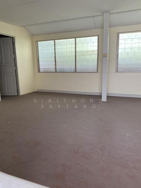 Land with house Soi Pracha Rat Bamphen 10, Huai Khwang, near MRT Huai Khwang Station, Bangkok, ประชาราษฎร์บำเพ็ญ ซอย 10, Huai Khwang, Bangkok, , 104 sqm, Land For Sale, by Sirithong Saetang, 500537075 - DDproperty.com