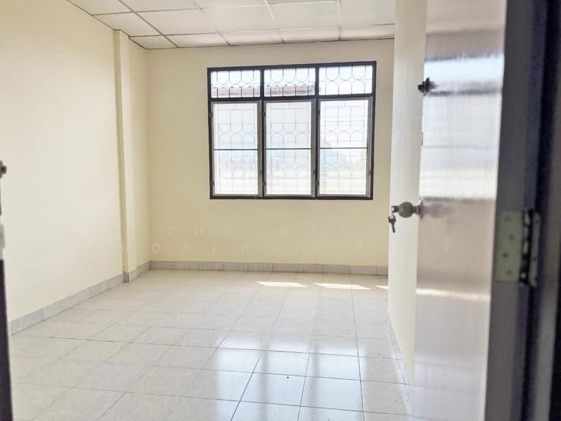 ร่มโพธิ์ทอง ฉะเชิงเทรา, Chachoengsao, Sothon, Muang Chachoengsao, Chachoengsao, 2 Bedrooms, 100 sqm, Townhouse For Sale, by The Best Property กีต้าร์ , 500537093 - DDproperty.com