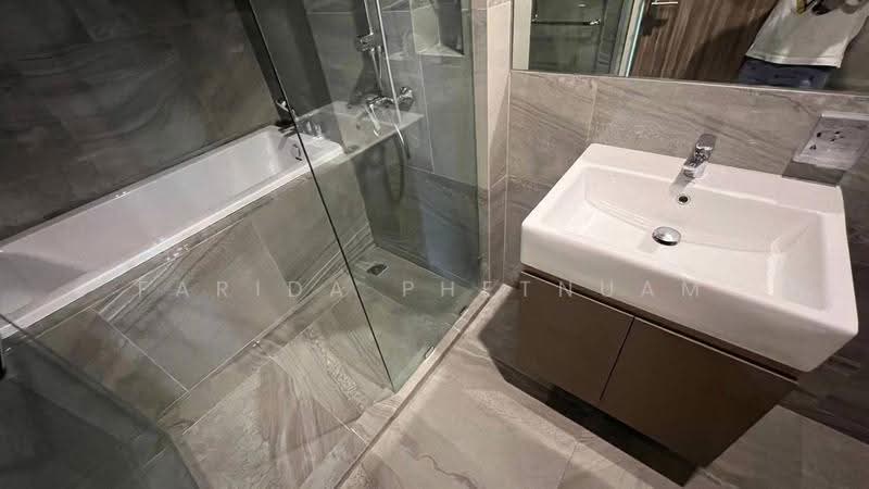 IDEO Q Sukhumvit 36, Bangkok, Soi Sukhumvit 36, Khong Tan, Khlong Toei, Bangkok, 2 Bedrooms, 52 sqm, Condo For Rent, by Farida Phetnuam, 500537094 - DDproperty.com