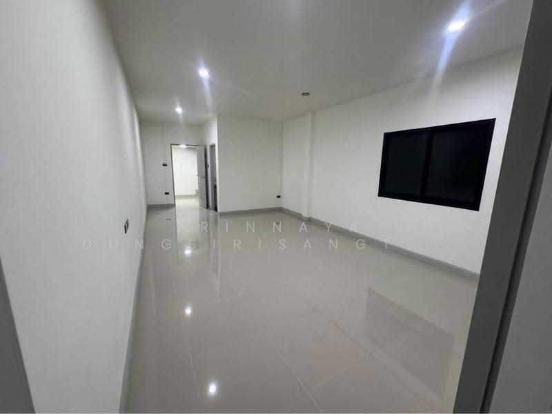 undefined, Bangkok, Bang Chuek Nang, Taling Chan, Bangkok, 4 Bedrooms, 382 sqm, Single Detached House For Sale, by Trinnaya Dungsirisangthong, 500537099 - DDproperty.com
