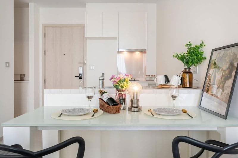 Rhythm Sukhumvit 42, Bangkok, Soi Sukhumvit 42, Sukhumvit Road, Phra Kanong, Khlong Toei, Bangkok, 1 Bedroom, 45 sqm, Condo For Rent, by Farida Phetnuam, 500537107 - DDproperty.com