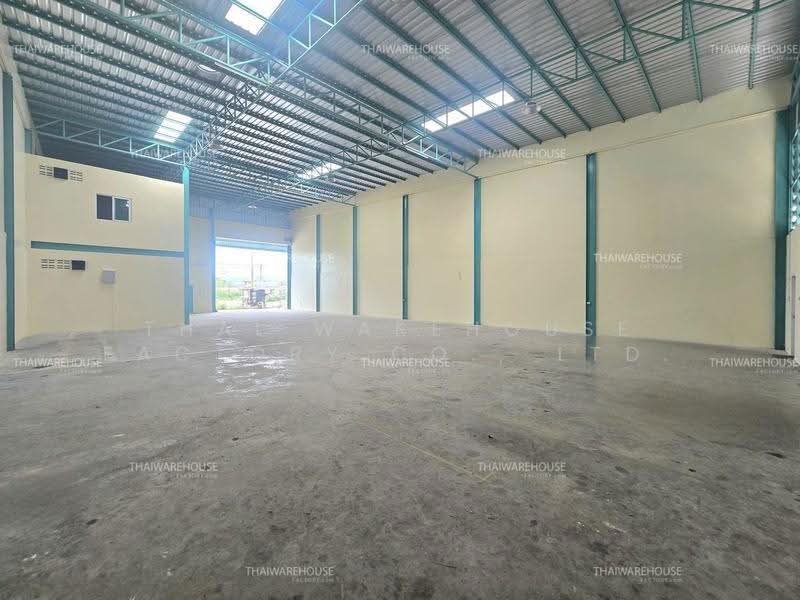 โรงงานและโกดังให้เช่า 384 ตร.ม. คลองสอง คลองหลวง ปทุมธานี ติดถนนใหญ่ รถตู้คอนเทนเนอร์ 40 ฟุตเข้าได้, ปทุมธานี, คลองสอง, คลองหลวง, ปทุมธานี, 384 ตร.ม., โกดัง-โรงงาน ให้เช่า, โดย THAI WAREHOUSE FACTORY CO., LTD., 500537132 - DDproperty.com