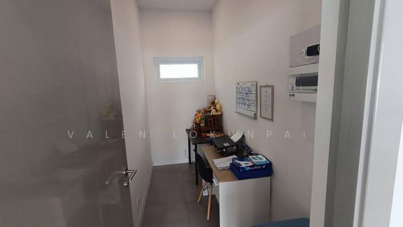 4-BR Villa, Prachuap Khiri Khan, Hin Lek Fai, Hua Hin, Prachuap Khiri Khan, 4 Bedrooms, 390 sqm, Villa For Sale, by Valen Lokunpai , 500537148 - DDproperty.com