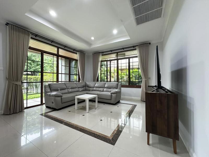 Narasiri Pattanakarn-Srinakarin, Bangkok, 878 Soi Srinakarin 20, Khlong Chan, Bang Kapi, Bangkok, 4 Bedrooms, 375 sqm, Single Detached House For Rent, by คุณรวีวรรณ อู่เงิน, 500537157 - DDproperty.com