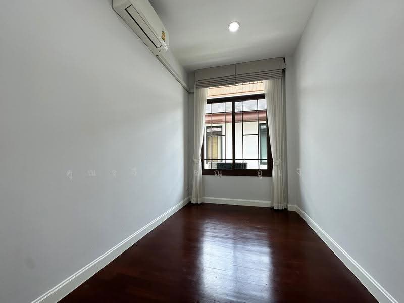 Narasiri Pattanakarn-Srinakarin, Bangkok, 878 Soi Srinakarin 20, Khlong Chan, Bang Kapi, Bangkok, 4 Bedrooms, 375 sqm, Single Detached House For Rent, by คุณรวีวรรณ อู่เงิน, 500537157 - DDproperty.com