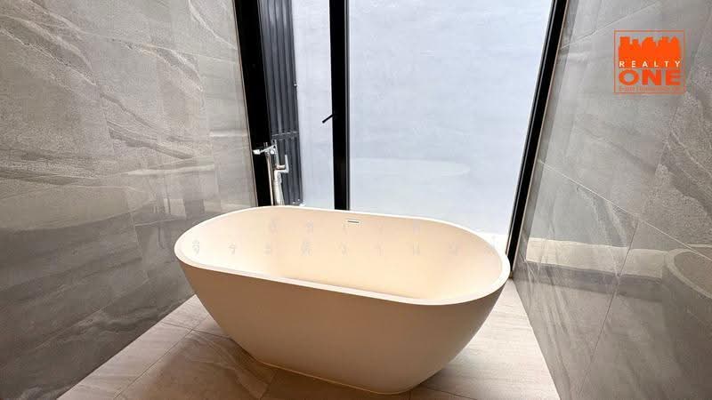 Belgravia Bangna Rama 9, Bangkok, Prawet, Bangkok, 5 Bedrooms, 500 sqm, Single Detached House For Sale, by ธัชเวท จิระติวานนท์, 500537233 - DDproperty.com