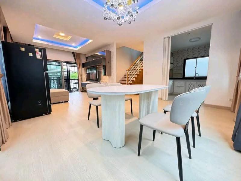 The Plant Estique Pattanakarn 38, Bangkok, Soi Pattanakarn 38, Suan Luang, Bangkok, 3 Bedrooms, 145 sqm, Single Detached House For Rent, by Sunitra Sachdev, 500537239 - DDproperty.com