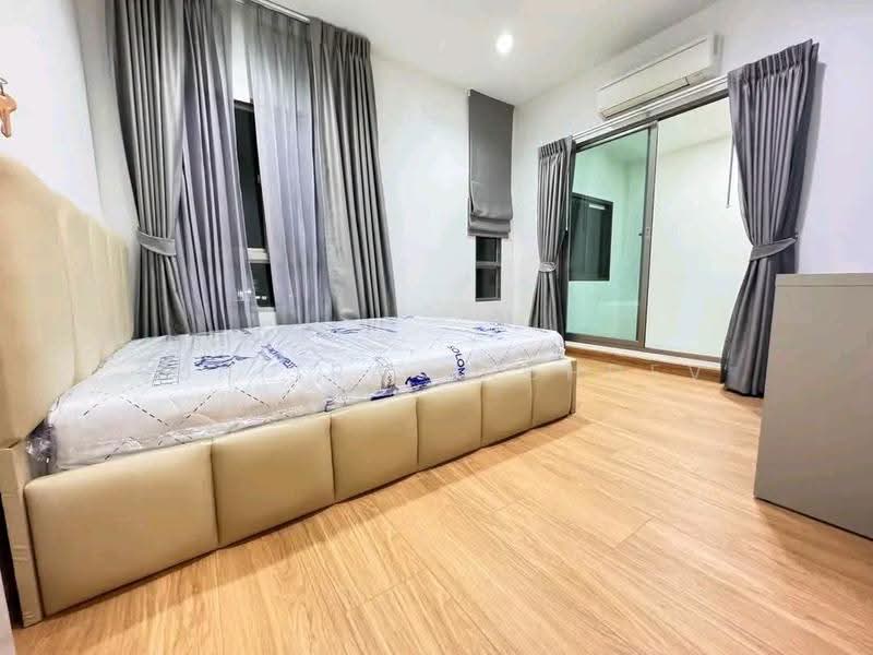 The Plant Estique Pattanakarn 38, Bangkok, Soi Pattanakarn 38, Suan Luang, Bangkok, 3 Bedrooms, 145 sqm, Single Detached House For Rent, by Sunitra Sachdev, 500537239 - DDproperty.com