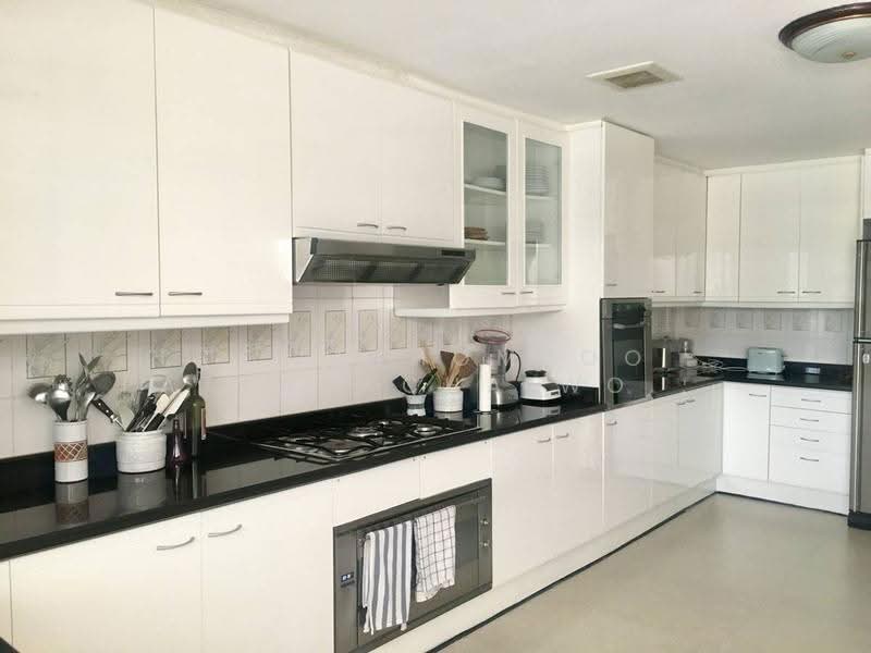 GM Mansion, Bangkok, 5 Soi Sukhumvit 30, Khlong Tan Nua, Watthana, Bangkok, 3 Bedrooms, 380 sqm, Apartment For Rent, by Tongchompoo Pattanachaiwongkoon, 500537254 - DDproperty.com