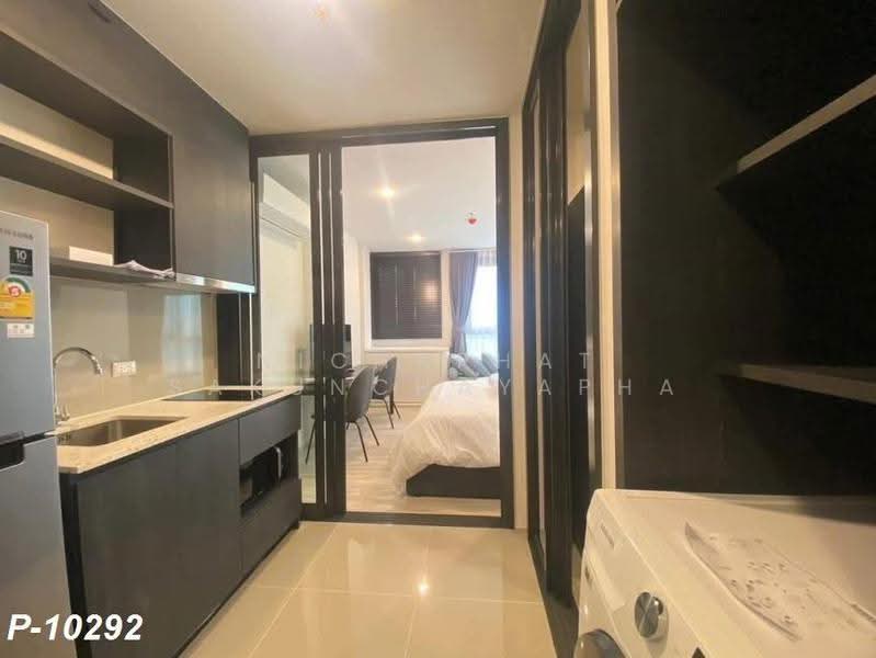 XT Huaikhwang, Bangkok, 244 Ratchadaphisek Road, Huai Khwang, Bangkok, Studio, 30 sqm, Condo For Rent, by Nichaphat Sakunchayapha, 500537255 - DDproperty.com